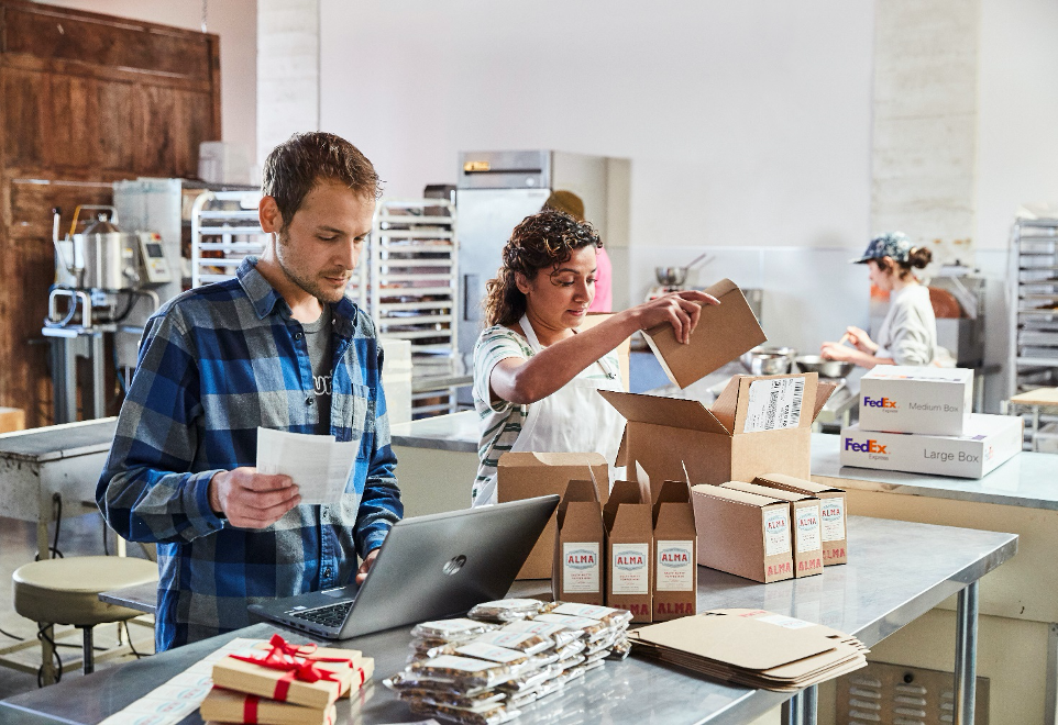 FedEx e ShippyPro para sua estratégia internacional