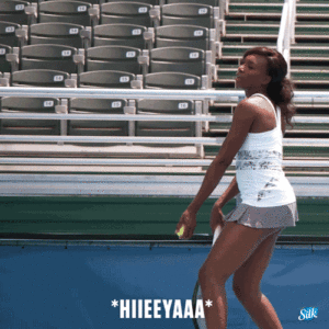 gif de Venus Williams golpeando una pelota de tenis