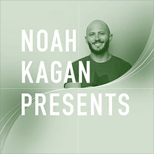 Noah Kagan prezentuje podcast