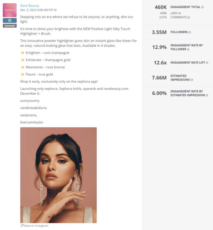 Uma foto impressionante de Selena Gomez anunciando a nova linha de produtos da Rare Beauty com tons para cada tom de pele foi um espetáculo, ou deveríamos dizer rolha de rolagem ?!