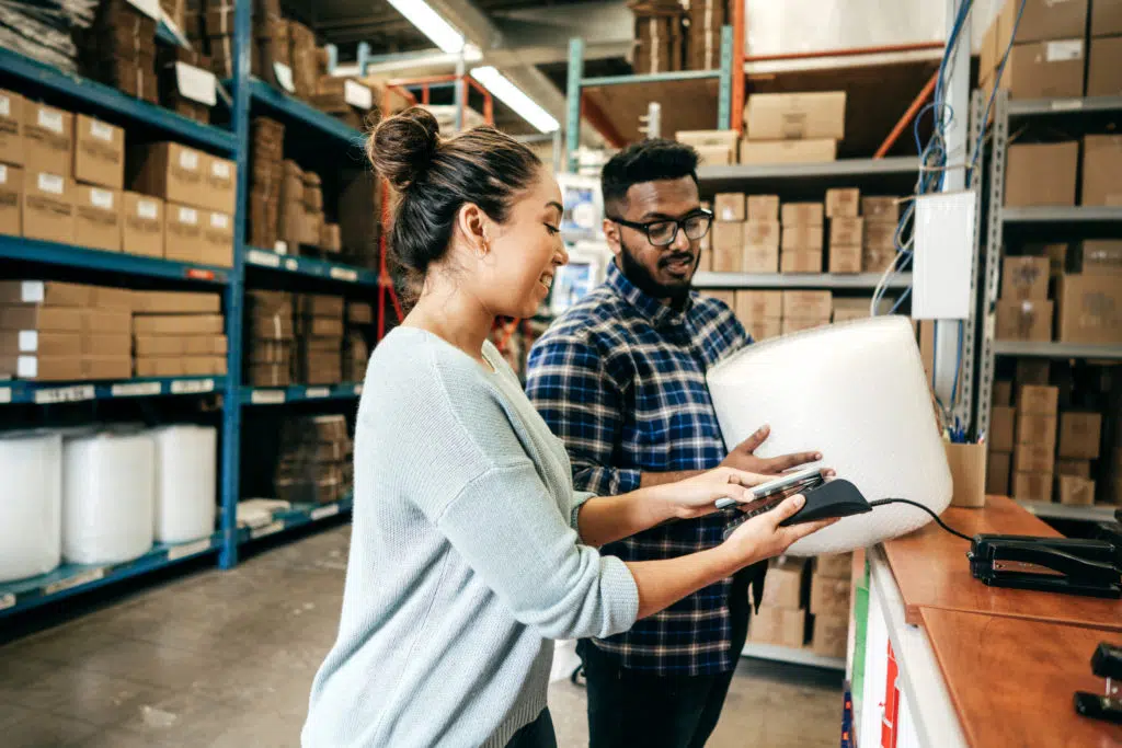 Entrepôt pour le commerce électronique